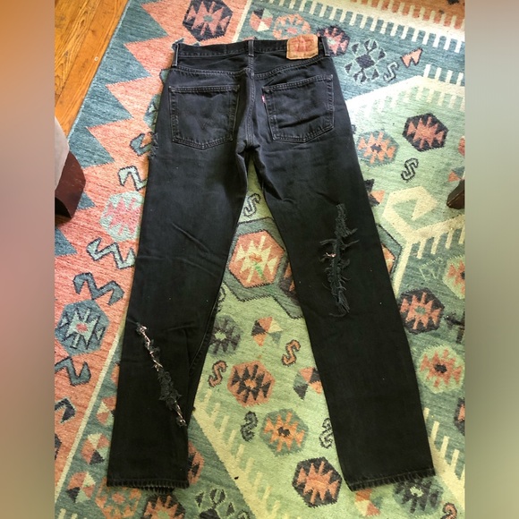 Vintage Distressed 501 Black Levis - Picture 7 of 9
